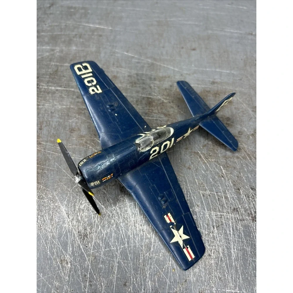 1/72 Scale Built Plastic Grumman F8F-2 Bearcat Plane‎ Assembled Model